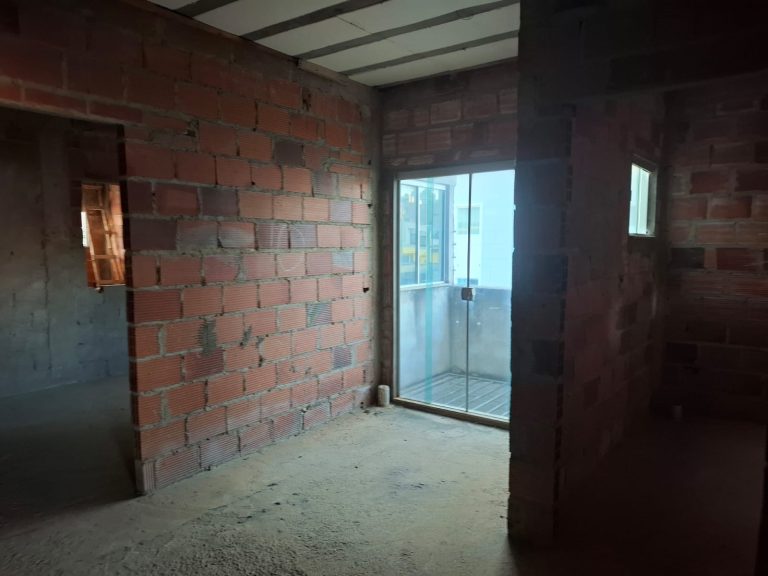 Casa a venda no bairro Candeias