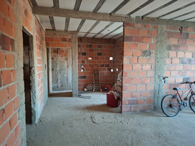 Casa a venda no bairro Candeias