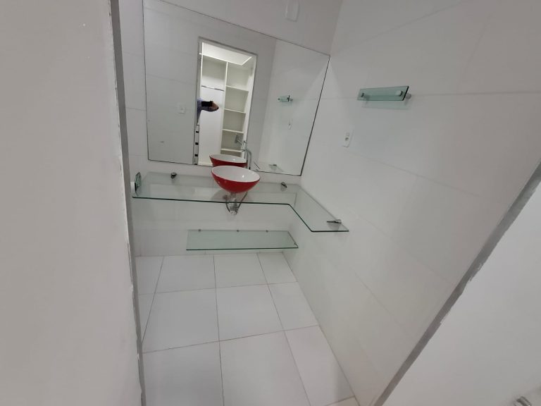 Casa a venda no bairro Candeias