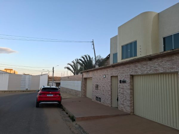 Casa a venda no bairro Candeias