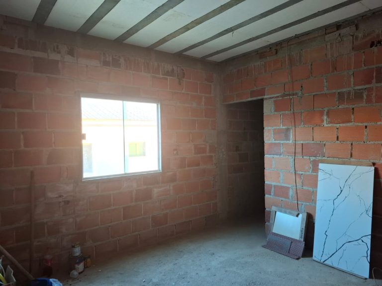 Casa a venda no bairro Candeias