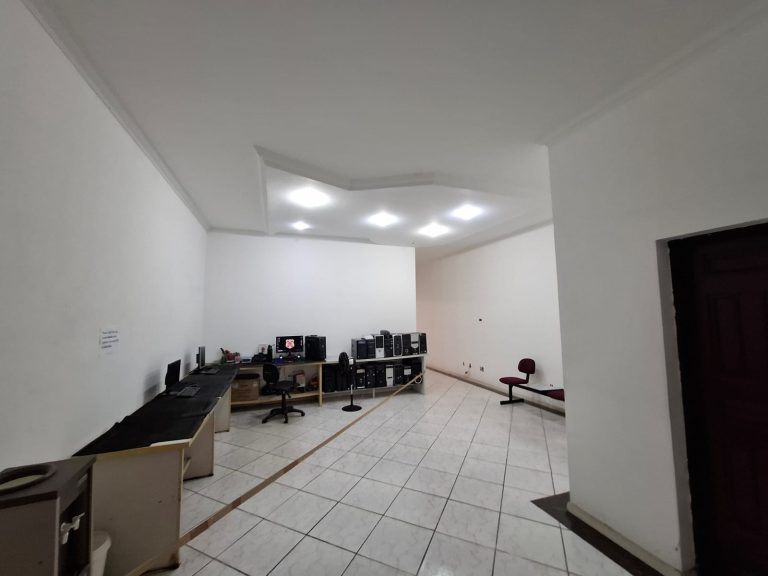 Ponto Comercial no Bairro Brasil