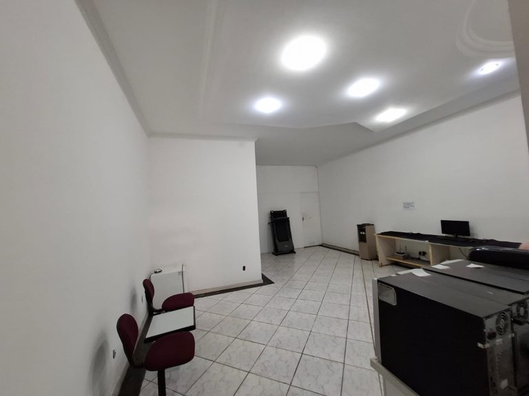 Ponto Comercial no Bairro Brasil