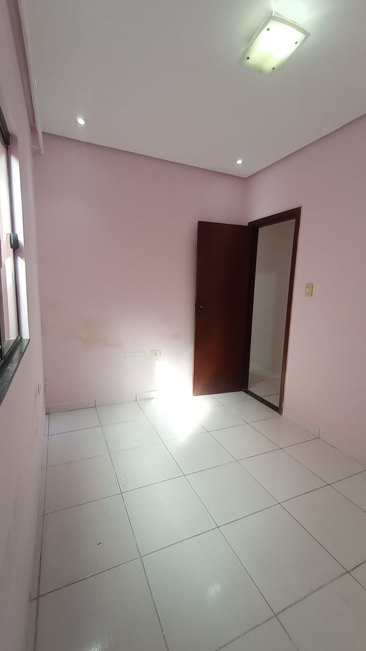 Casa para venda na Cidade Modelo