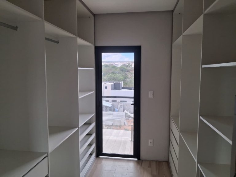 Casa de alto padrão a venda no Condomínio Residencial Caminho das Árvores
