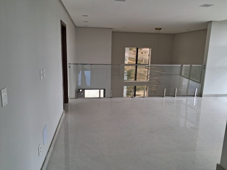 Casa de alto padrão a venda no Condomínio Residencial Caminho das Árvores