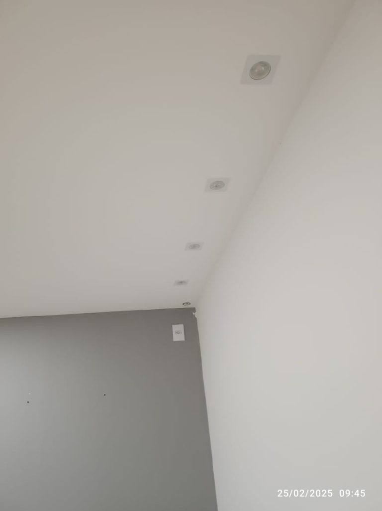 LOJA COMERCIAL DISPONÍVEL – ED. VITÓRIA TOWER – RECREIO