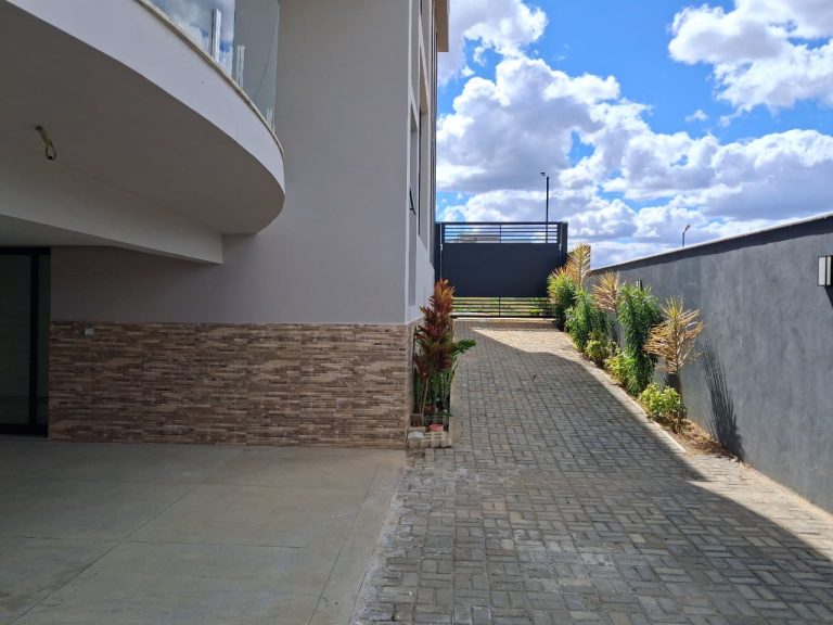 Casa de alto padrão a venda no Condomínio Residencial Caminho das Árvores