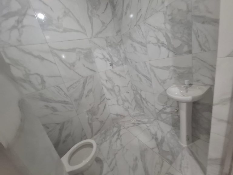 Pontos comerciais para alugar com Habite-se ao fundo do Shopping Conquista Sul na Alameda dos Pássaros