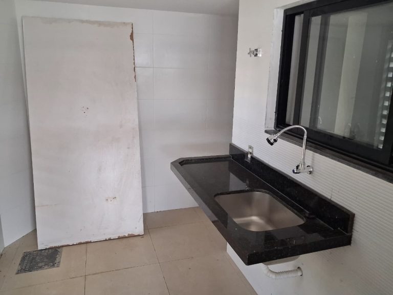 Casa de alto padrão a venda no Condomínio Residencial Caminho das Árvores