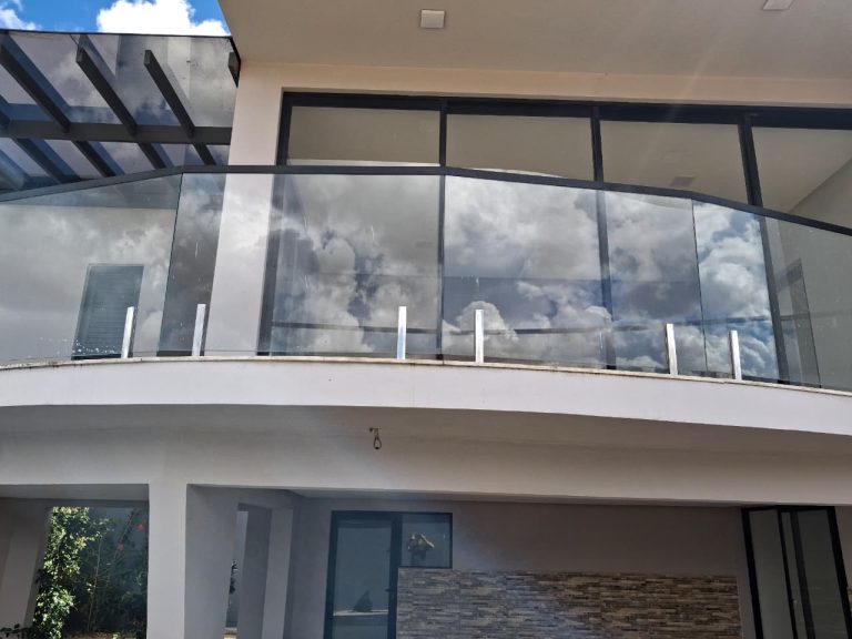 Casa de alto padrão a venda no Condomínio Residencial Caminho das Árvores