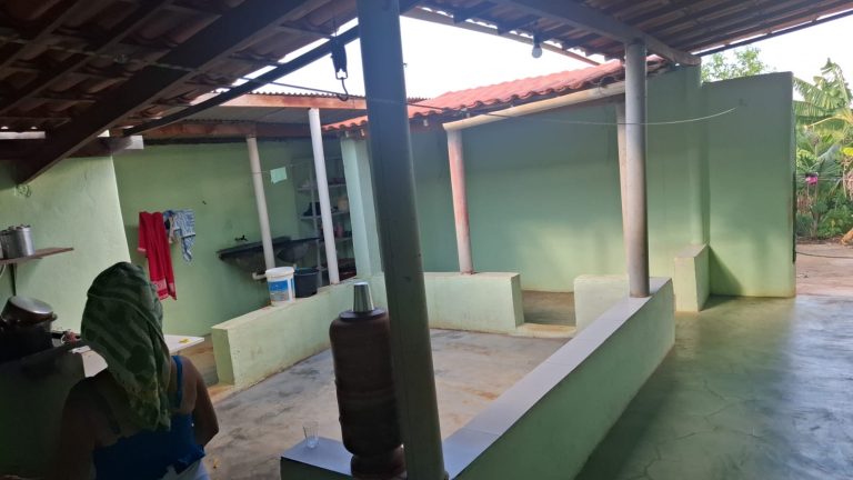 VENDE-SE SÍTIO – ESTRADA VELHA DE CARAÍBAS