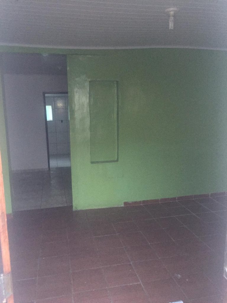 Terreno a venda com casa e ponto comercial no Bairro Recreio
