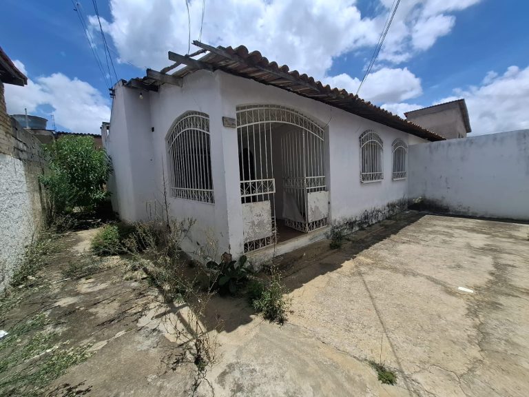 Casa à venda – Urbis IV (Zabelê)
