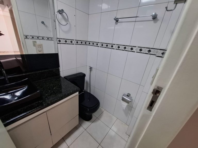 Apartamento mobiliado no bairro Candeias
