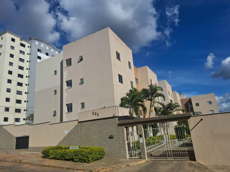 Apartamento mobiliado no bairro Candeias