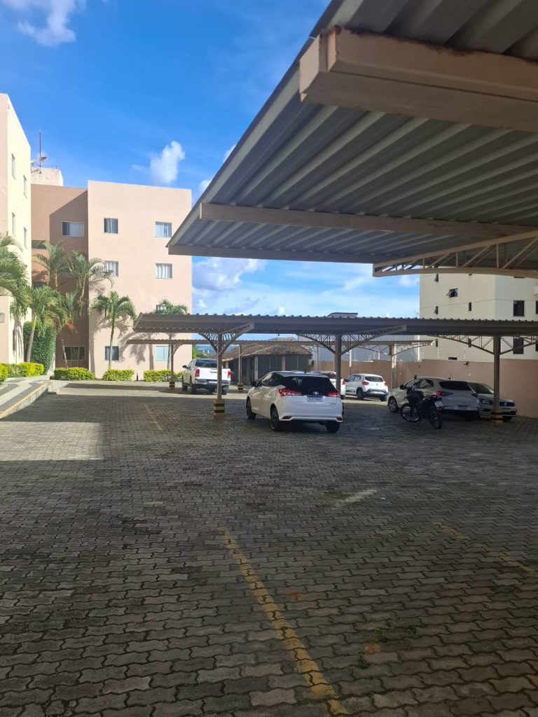 Apartamento mobiliado no bairro Candeias