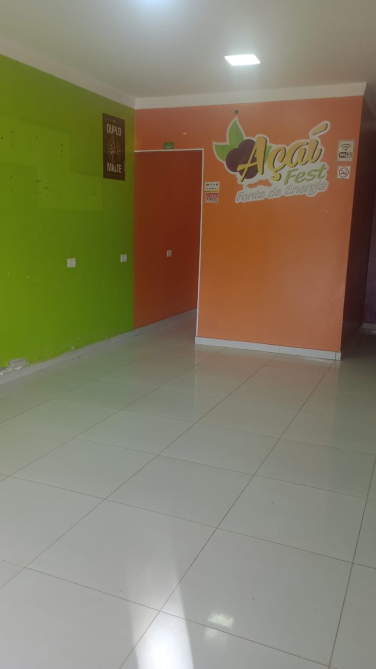 Ponto Comercial para Locação na Praça da matriz em José Gonçalves