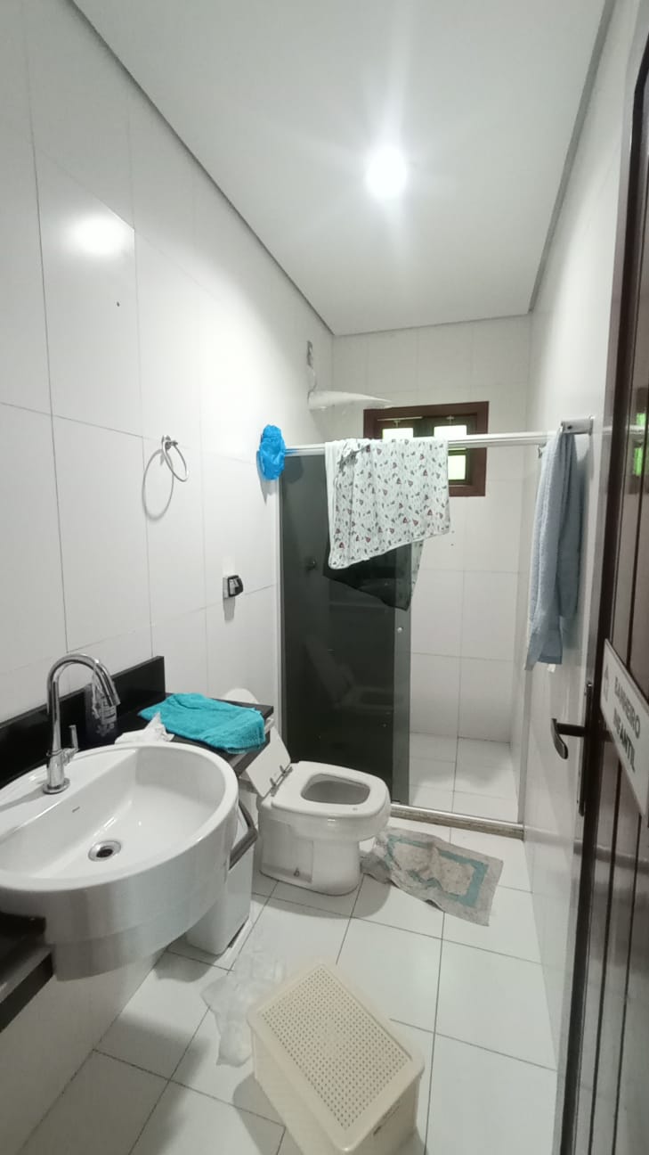 Casa disponível para locação ou venda no Parque Candeias