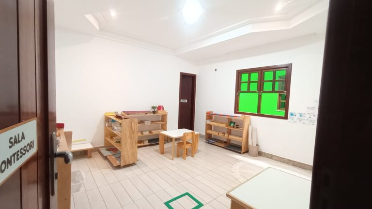 Casa disponível para locação ou venda no Parque Candeias