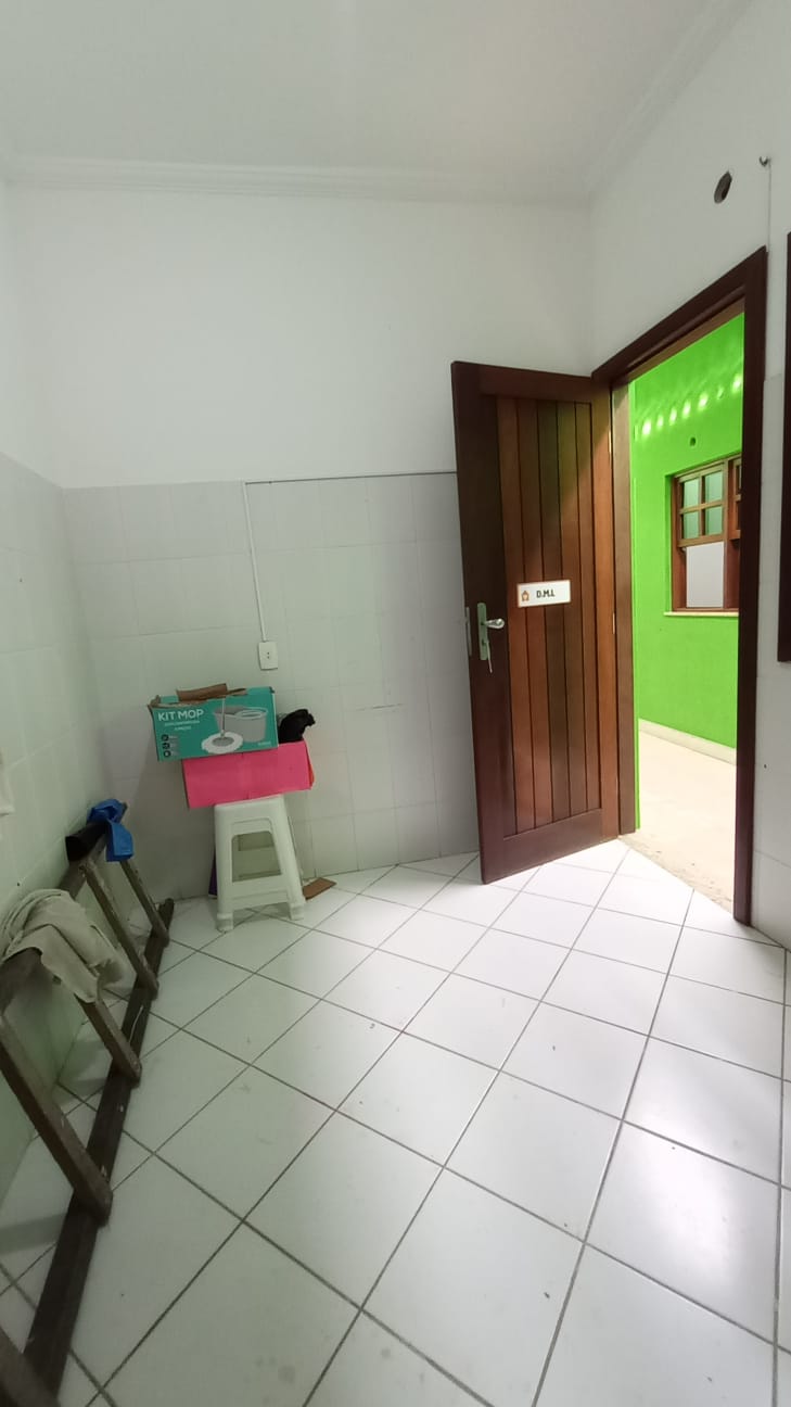 Casa disponível para locação ou venda no Parque Candeias