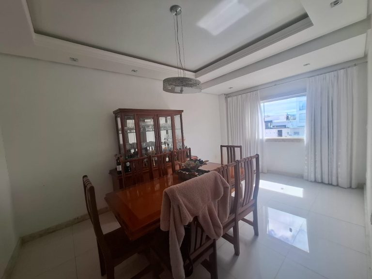 🏡 RESIDÊNCIA DE ALTO PADRÃO À VENDA NA ALAMEDA DOS PÁSSAROS