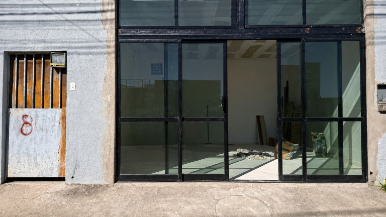 SALA COMERCIAL PARA LOCAÇÃO – RUA ULISSES DO PRADO