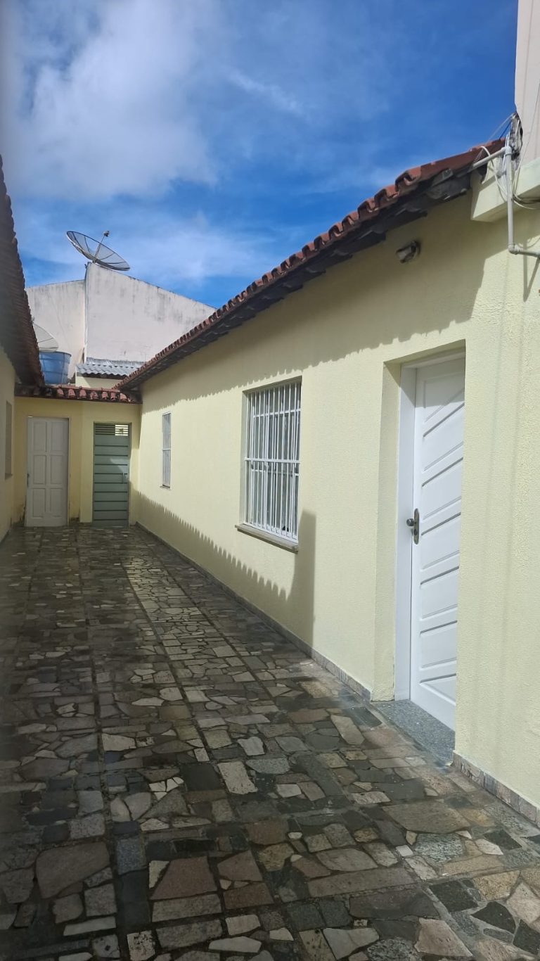 CASA PARA ALUGUEL – BAIRRO SÃO VICENTE