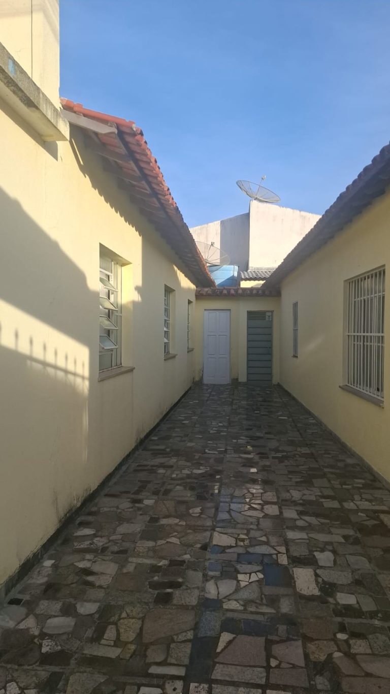 CASA PARA ALUGUEL – BAIRRO SÃO VICENTE