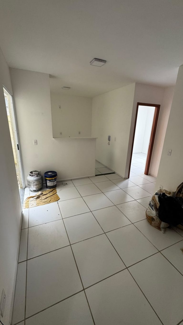 APARTAMENTO TÉRREO COM 2 QUINTAIS PARA ALUGUEL
