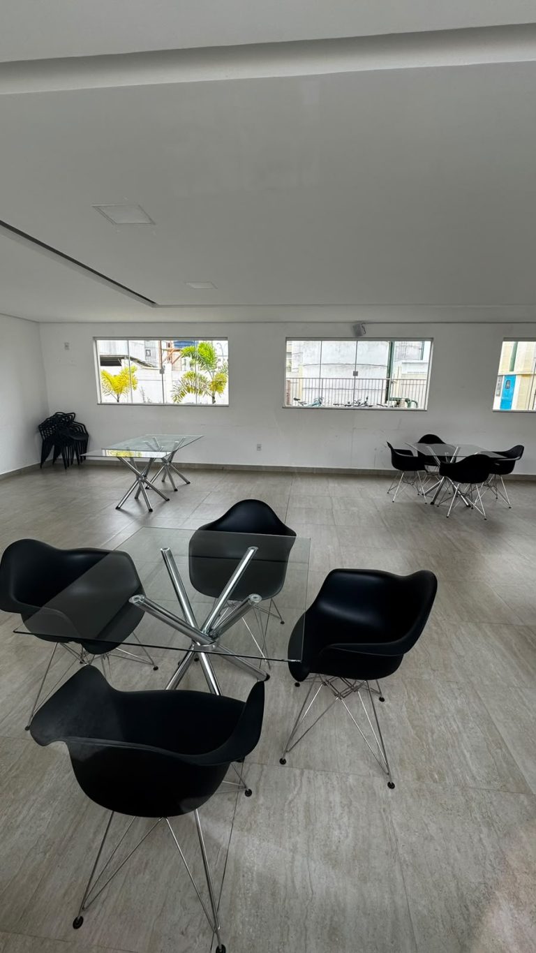 APARTAMENTO TÉRREO COM 2 QUINTAIS PARA ALUGUEL