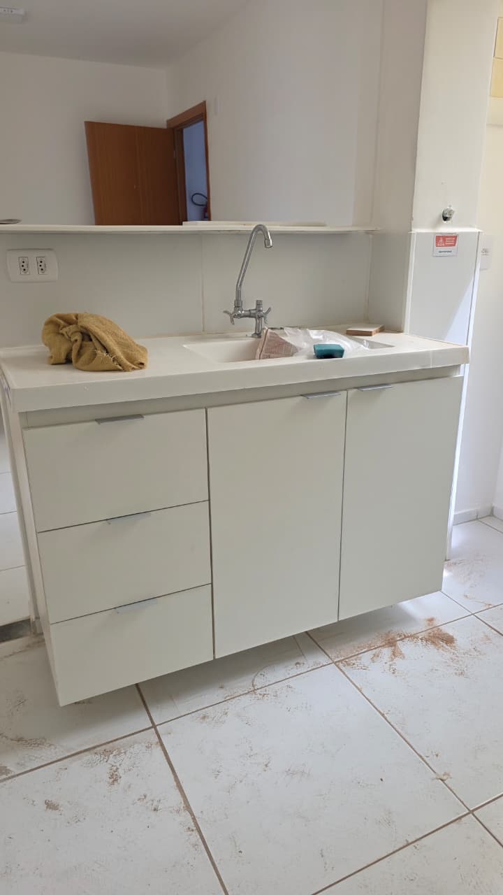APARTAMENTO TÉRREO COM 2 QUINTAIS PARA ALUGUEL