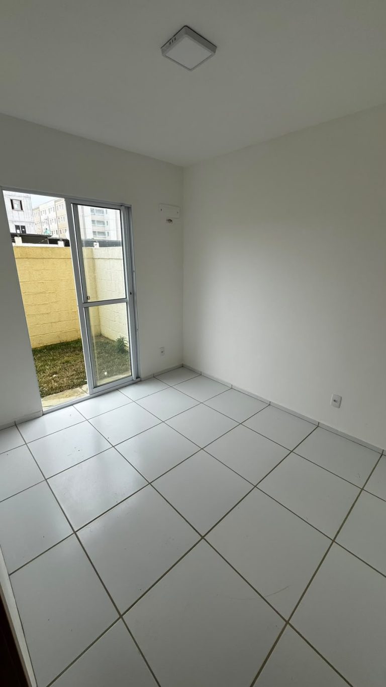 APARTAMENTO TÉRREO COM 2 QUINTAIS PARA ALUGUEL